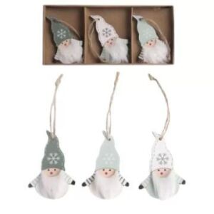 Set de 3 ornamente de Crăciun din lemn în formă de gnomi cu pălării albe, verde deschis și verde închis, 8 cm, cu șnur pentru agățare - Crăciun