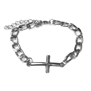 Nemesacél kereszt díszes rozsdamentes acél vastag szemes karkötő, ezüst színű