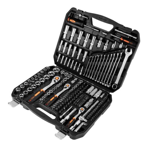 Nyitott NEO Tools 219 darabos dugókulcs és szerszámkészlet