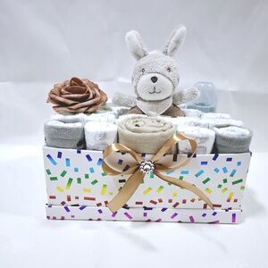 Nyuszi tipegő baba box, pelenkatorta 2-5 kg pelenka doboz, babaváró csomag