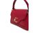 Nahaufnahme einer roten Coccinelle C-ME Leder-Schultertasche mit goldfarbener Hardware.