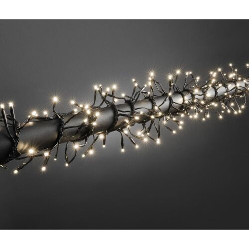 Flippy karácsonyi fényfüzér, 97 m, 970 meleg fehér LED izzóval, transzformátorral, 1.5 m hosszabbító kábellel, fekete színű vezetékkel 128975456