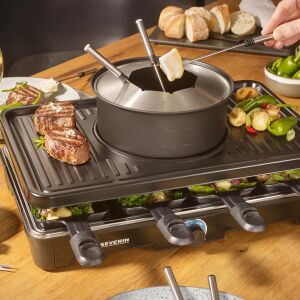 Zestaw grillowy, raclette i fondue Severin 3 w 1 w użyciu, pokazujący fondue serowe, grillowanego steka i warzywa - Grill stołowy i Urządzenie do wypieku wafli