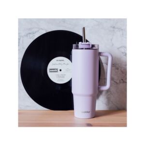 Quokka Stream 950ml rozsdamentes acél utazópohár fogantyúval és szívószállal, lila - Termosz és italtartó