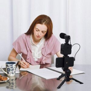 SIKS 4 az 1-ben vlogkészlet, telefontartó, LED lámpa, mikrofon és állvány, távirányító, KD4920, fekete 145850600 - Tripod