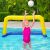 Kind spielt mit aufblasbarem BESTWAY Wasserballtor im Pool