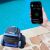 Maytronics Dolphin S400 Poolrobot gesteuert durch eine Smartphone-App