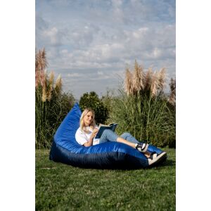 Nő pihen egy ZigiSUN Garden babzsák nyugágyon a szabadban - Babzsákfotel & Ülőke