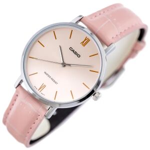 Casio LTP-VT01L-4B női karóra, közelkép a számlapról és a rózsaszín bőrszíjról - Casio