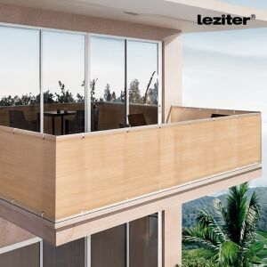 Paravan de balcon bej Leziter instalat pe un balcon - Grădină