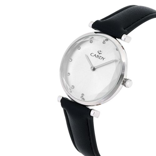 Наклонен изглед на дамски кварцов часовник Cardy със сребрист корпус и черна каишка