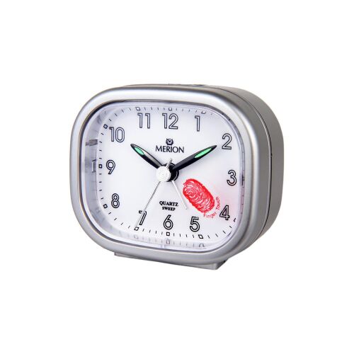 Schräge Ansicht des silbernen Merion Quarzweckers