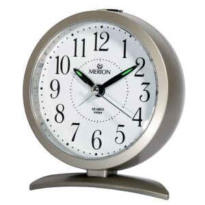 Kutni pogled na Merion grafitno sivi kvarcni budilnik - MERION