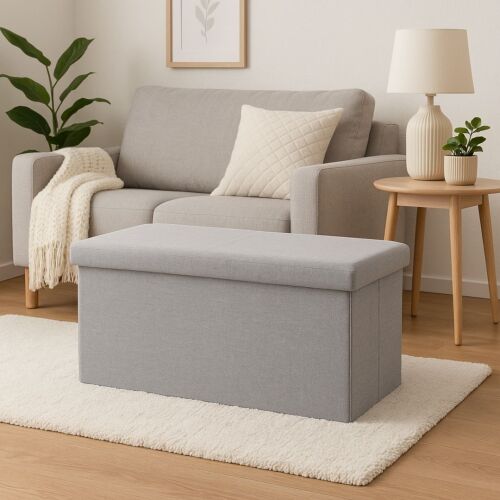 Sivá taburetka Storage Solutions v obývacej izbe