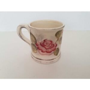 Domboru mintás egyenes bögre, virágos bordó, kerámia, kézzel festett 3,5dl