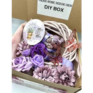 DIY lila koszorú készítő csomag művirágokkal, pillangókkal és dekorációs elemekkel - Ajtódísz