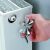 KNIPEX TwinKey reglează robinetul radiatorului, instrument universal