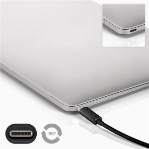 Goobay USB-C na USB-C kabel spojen s prijenosnim računalom, prikazuje detalje priključka i ikonu rotacije od 180 stupnjeva - Goobay