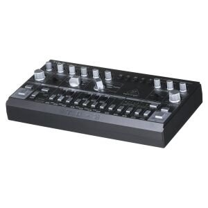 Behringer TD-3-BK Bass Line szintetizátor fekete