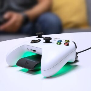 PDP Dual Slim kettős töltőállomás Xbox padokhoz (049-009-EU)
