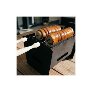 Picnic Kürtöskalács sütő kürtőskalácsokkal, hordozható faszenes grill és sütő kültéri sütéshez - Kürtőskalács sütő