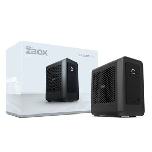 Zotac ZBOX Magnus One Mini-PC mit RTX 5070, schräge Ansicht - Zotac