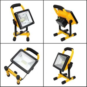 100W vízálló LED reflektor - 50.000 óra üzemidővel, tölthető akkumulátorral és 2400 lumen fényerővel