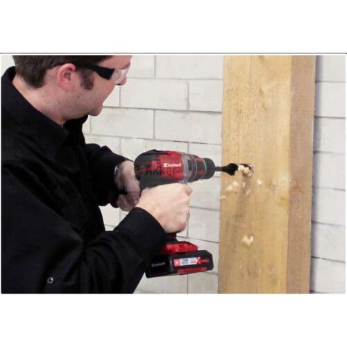 Einhell TE-CD 18 Li Brushless akkus fúró-csavarozó használat közben