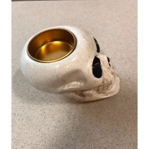 Koponya mécsestartó - Dekoratív gyertyatartó - Mécsestartó