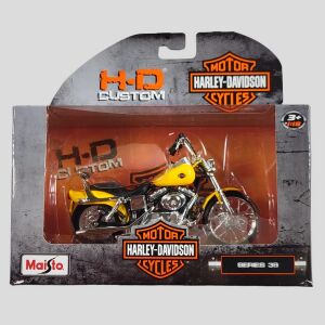 Harley Davidson "Series 39" 2001 FXDWG Dyna Wide Glide sárga modell  1:18 136792828 - Maisto Tech