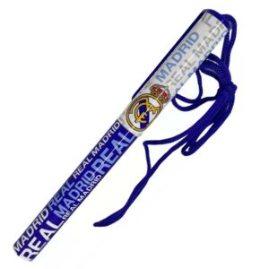 Pohľad z uhla na pero Real Madrid so šnúrkou - Perá&ceruzky