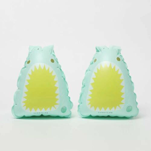 Sunnylife karúszó (3 év+) - Salty the shark Aqua 137123845