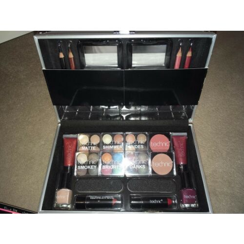 Make-up-Kit + Kosmetiktasche Technic Colour Collection Case 140724586