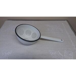 Enger zománcozott tésztaszűrő 16x36 cm nyeles