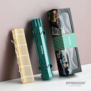 Комплект за суши EMESZON със зелена машинка за суши, бамбукова подложка и опаковка - Кухненски прибори