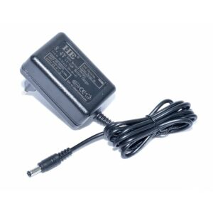 LI-ion Akkumulátor Töltő 8,4V-1A HB-080401 137319403 - Akkuladegeräte