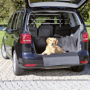 Trixie Autó Csomagtartóba Védőhuzat 1,64×1,25m fekete 137422078 - Háttámla- és ülőfelületvédő