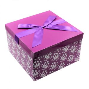 Pudełko upominkowe z bibułką, ozdobną kokardą i mini kartką z życzeniami - Magenta Flower 137427756 - Pakowanie prezentów
