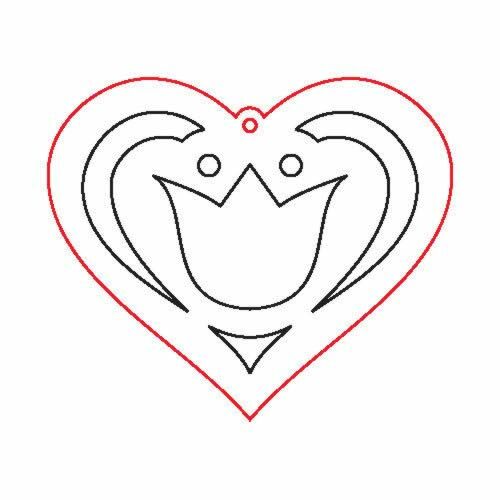 Fafigura szív alakú fa díszítőelem tulipán mintával, 5 darab