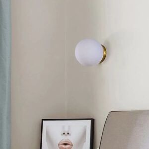 Lampa ścienna Sanziana biało-złota z żarówką G9, nowoczesne oświetlenie wnętrz - Lampa ścienna