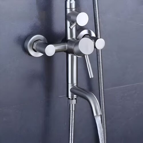 Sprchová batéria Zuhanyoszlop LY003 z nehrdzavejúcej ocele s tečúcou vodou