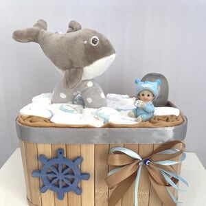 Delfin baba box, pelenkatorta, 3-6kg pelenkatorony, babaváró csomag, kelengye