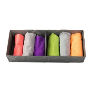 Szürke szekrényrendszerező színes, feltekert törölközőkkel - Gardrób rendszerező