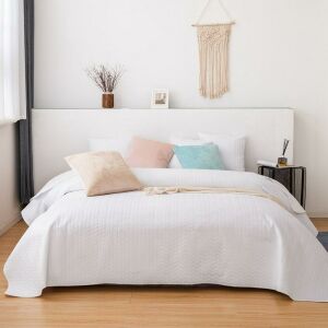 Steppelt ágytakaró 240x260 velúr fehér halszálkás Moxie 146168655 - Ágytakaró