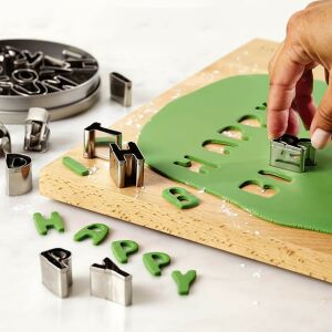 26db, rozsdamentes acél ábécés sütivágó 137954801 - Sütemény kiszúró