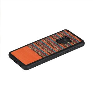 Husă MAN&WOOD pentru smartphone Galaxy S9, model maro-carouri, neagră