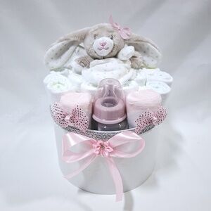 Nyuszi baba box, pelenkatorta 4-8 kg pelenkadoboz, babaváró csomag, kelengye