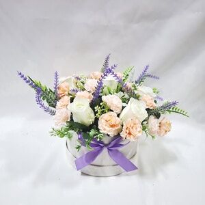 Szegfű virágcsokor, virágdoboz, asztaldísz, dekoráció, ajándék