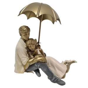 Szerelmespár esernyővel poly 15x18x11cm 138987978 - Ajándékötlet esküvőre
