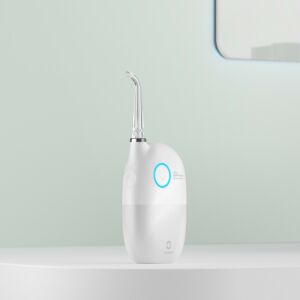 Oclean AirPump A10 Dental-Munddusche auf einer weißen Oberfläche - Oclean